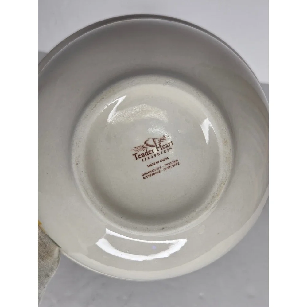 Tender Heart Sunflower‎ Stoneware Mixing Bowl Yellow Floral Fall Holiday
